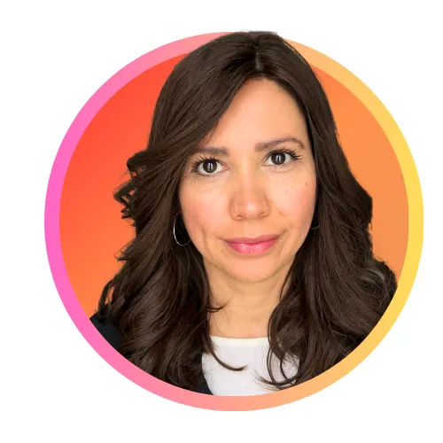 WearAllTheHair – full-time wig and topper wearer